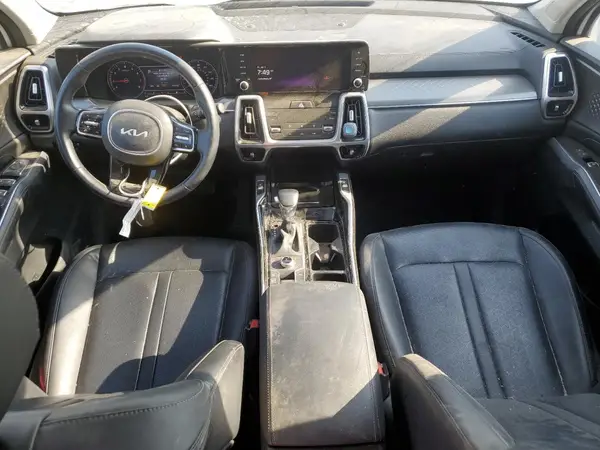 5XYRKDLF5NG117325 2022 KIA SORENTO - Image 8