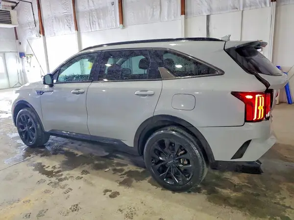5XYRKDLF5NG136148 2022 KIA SORENTO - Image 2