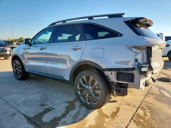 5XYRKDLF5PG189581 2023 KIA SORENTO - Image 2