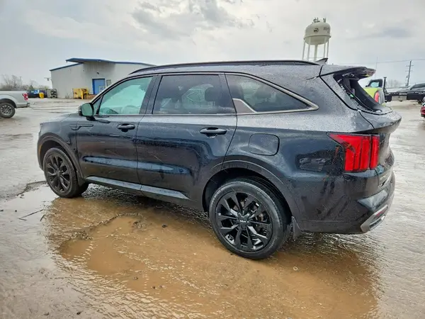 5XYRKDLF5PG201647 2023 KIA SORENTO - Image 2
