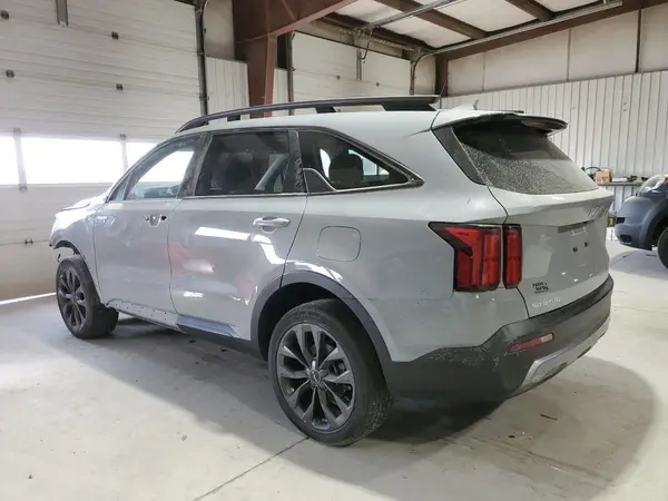 5XYRKDLF5PG213913 2023 KIA SORENTO - Image 2