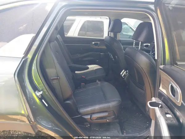 5XYRKDLF6MG024618 2021 KIA SORENTO - Image 8