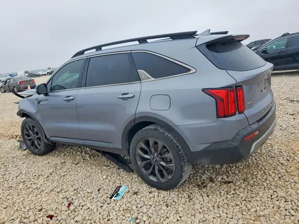 5XYRKDLF6MG039636 2021 KIA SORENTO - Image 2