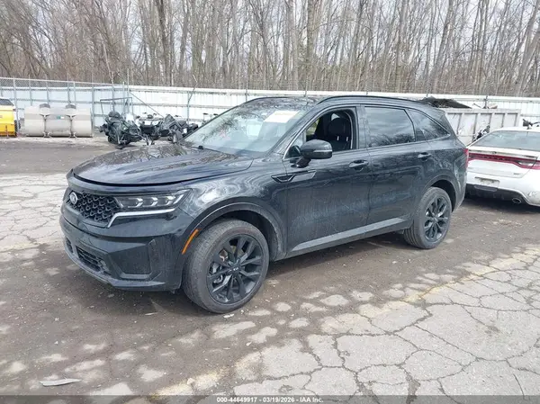 5XYRKDLF6MG048076 2021 KIA SORENTO - Image 2