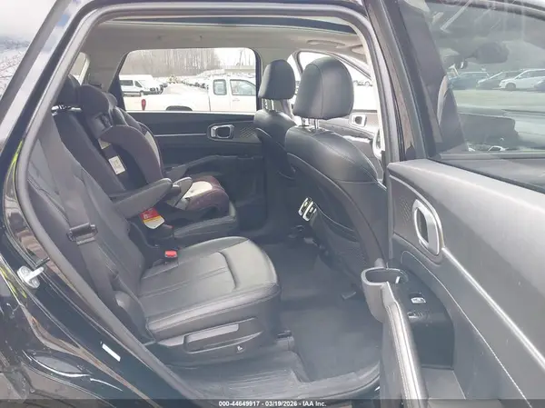 5XYRKDLF6MG048076 2021 KIA SORENTO - Image 8