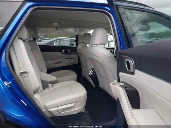 5XYRKDLF6NG159664 2022 KIA SORENTO - Image 8