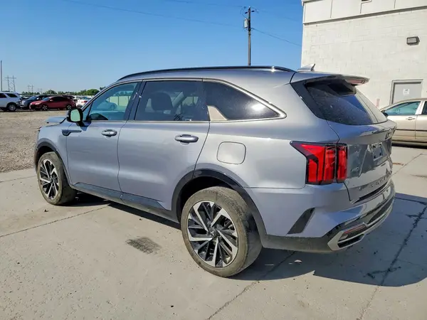 5XYRKDLF7MG015801 2021 KIA SORENTO - Image 2