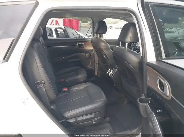 5XYRKDLF7MG019489 2021 KIA SORENTO - Image 8