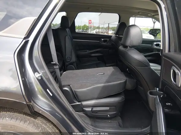 5XYRKDLF7MG023073 2021 KIA SORENTO - Image 8