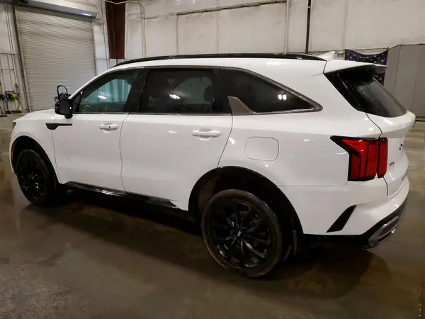 5XYRKDLF7MG026927 2021 KIA SORENTO - Image 2
