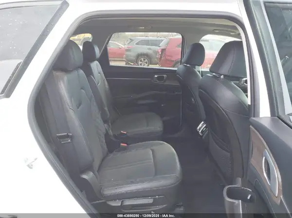 5XYRKDLF7MG032596 2021 KIA SORENTO - Image 8