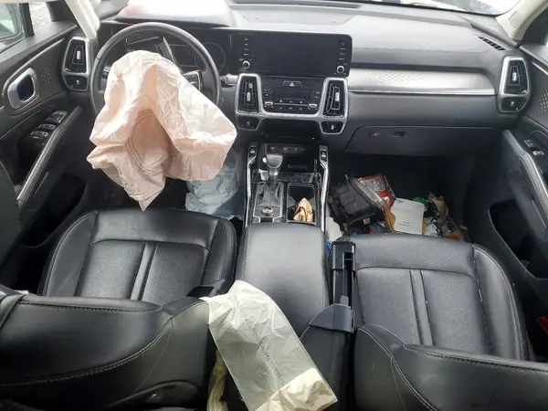 5XYRKDLF7MG039712 2021 KIA SORENTO - Image 8