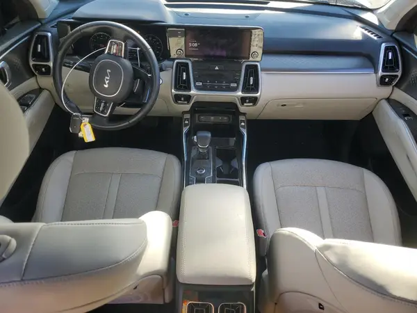 5XYRKDLF7NG108240 2022 KIA SORENTO - Image 8