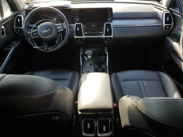 5XYRKDLF7NG134045 2022 KIA SORENTO - Image 8