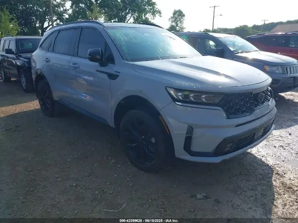 5XYRKDLF7PG195334 2023 KIA SORENTO - Image 1