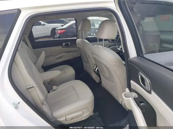 5XYRKDLF7PG210947 2023 KIA SORENTO - Image 8