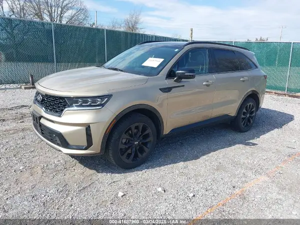 5XYRKDLF8MG013443 2021 KIA SORENTO - Image 2