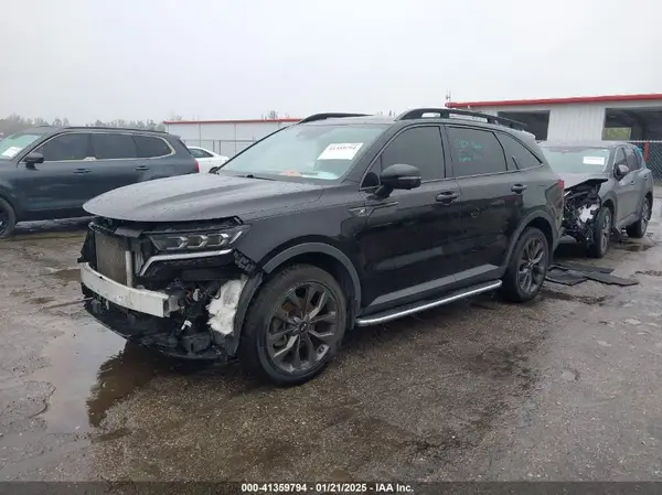 5XYRKDLF8MG040934 2021 KIA SORENTO - Image 2