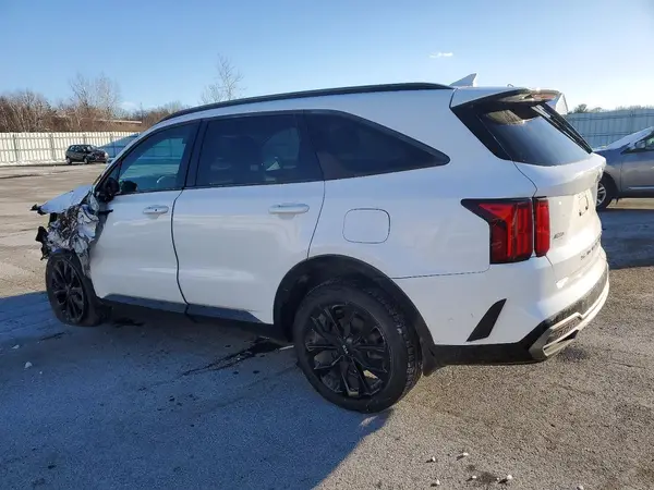 5XYRKDLF8MG055921 2021 KIA SORENTO - Image 2