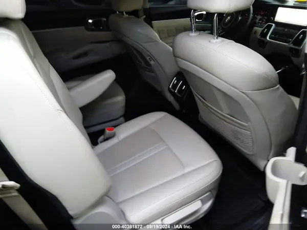 5XYRKDLF8MG058852 2021 KIA SORENTO - Image 8