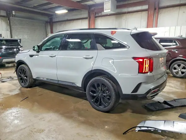 5XYRKDLF8NG096714 2022 KIA SORENTO - Image 2