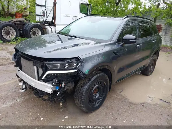 5XYRKDLF8NG125595 2022 KIA SORENTO - Image 2