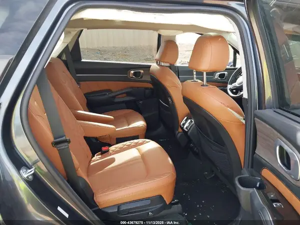 5XYRKDLF8PG223643 2023 KIA SORENTO - Image 8
