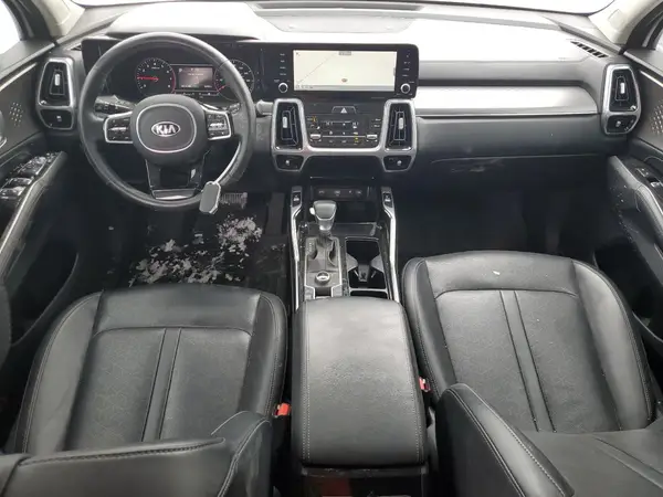 5XYRKDLF9MG025648 2021 KIA SORENTO - Image 8