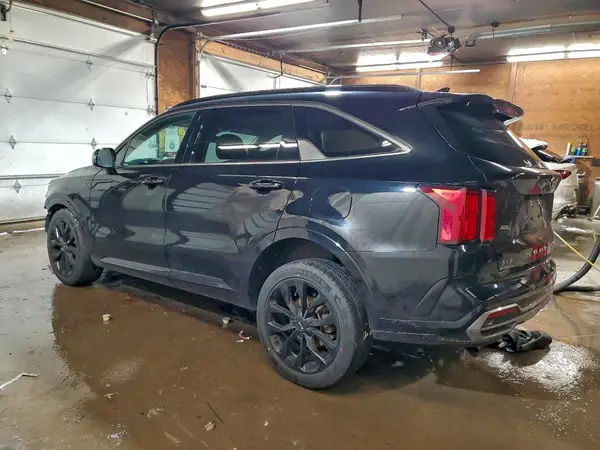 5XYRKDLF9MG042837 2021 KIA SORENTO - Image 2