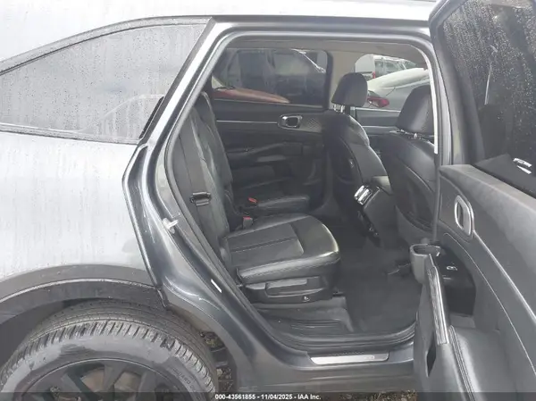 5XYRKDLF9MG042899 2021 KIA SORENTO - Image 8