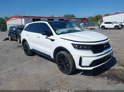 5XYRKDLF9NG076360 2022 KIA SORENTO