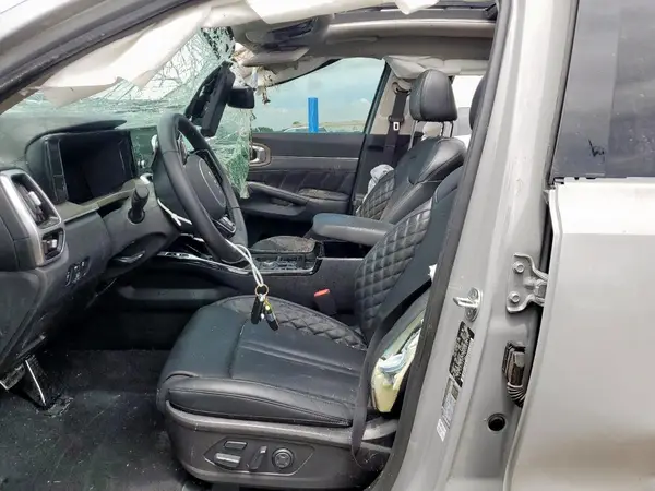 5XYRKDLF9NG086709 2022 KIA SORENTO - Image 8