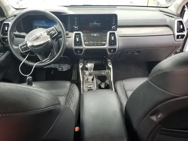 5XYRKDLF9NG086998 2022 KIA SORENTO - Image 8
