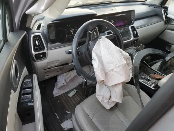 5XYRKDLF9NG109129 2022 KIA SORENTO - Image 8