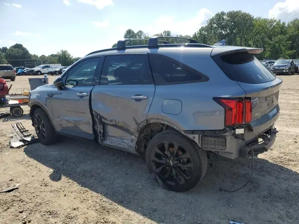 5XYRKDLF9NG135066 2022 KIA SORENTO - Image 2
