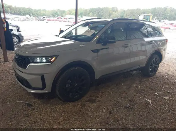 5XYRKDLF9NG160727 2022 KIA SORENTO - Image 2