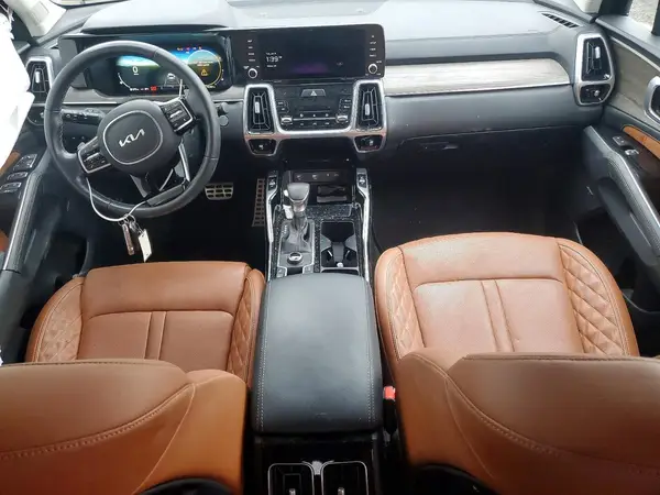 5XYRKDLF9PG168622 2023 KIA SORENTO - Image 8