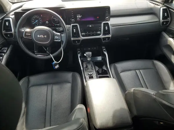 5XYRKDLF9PG205328 2023 KIA SORENTO - Image 8