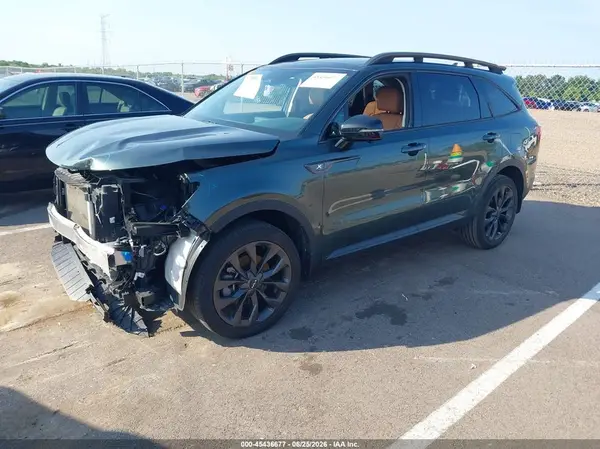 5XYRKDLF9PG237082 2023 KIA SORENTO - Image 2