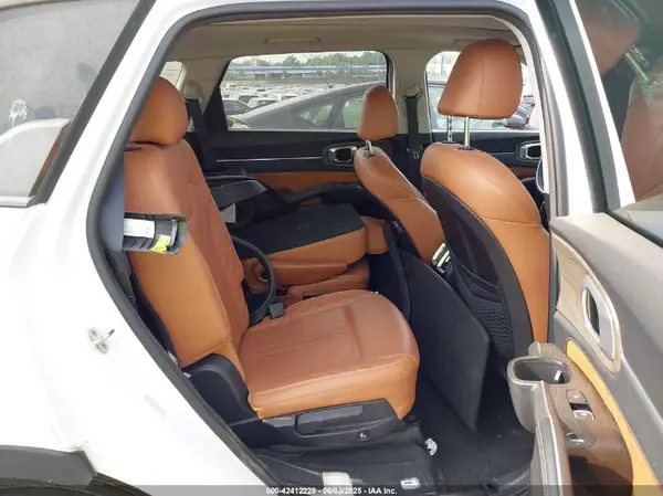5XYRKDLFXNG078117 2022 KIA SORENTO - Image 8