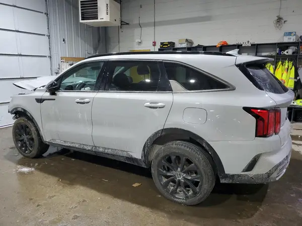 5XYRKDLFXNG103484 2022 KIA SORENTO - Image 2
