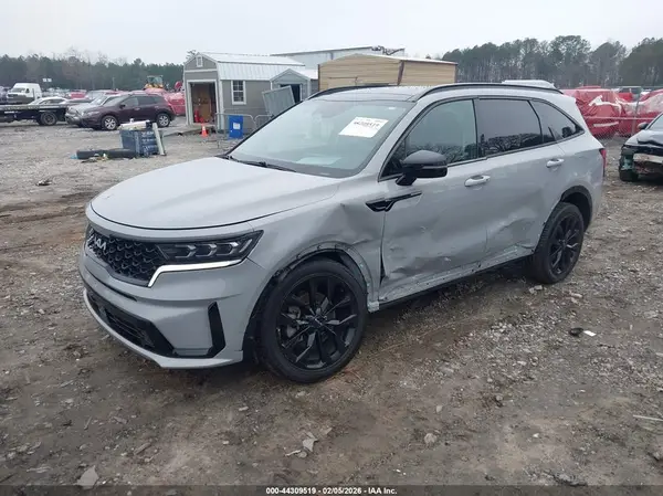 5XYRKDLFXNG145010 2022 KIA SORENTO - Image 2