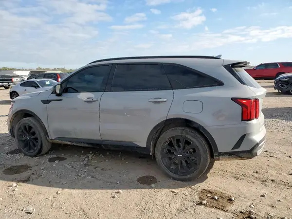 5XYRKDLFXPG209808 2023 KIA SORENTO - Image 2