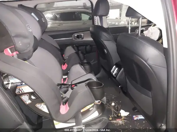 5XYRKDLFXPG215270 2023 KIA SORENTO - Image 8