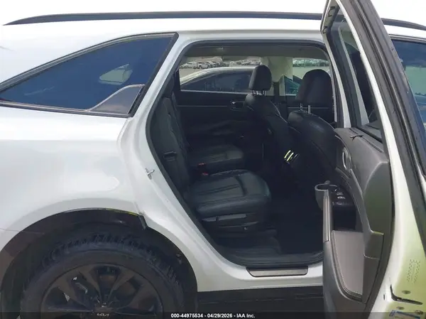5XYRKDLFXPG235647 2023 KIA SORENTO - Image 8