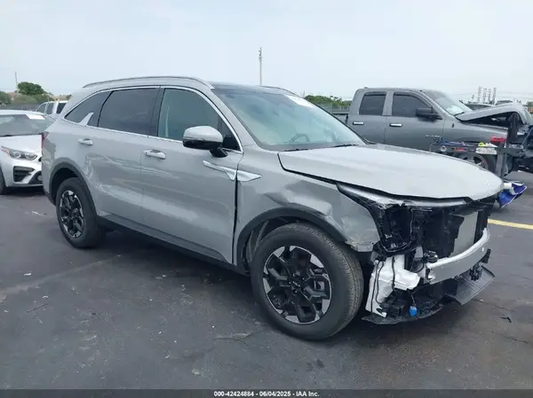 5XYRL4JC0SG371185 2025 KIA SORENTO - Image 1
