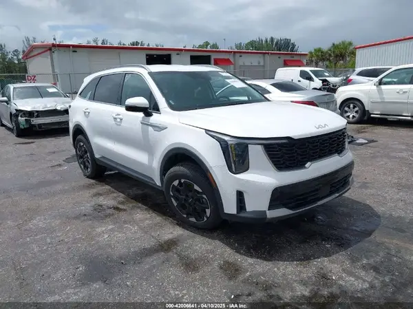 5XYRL4JC1RG254581 2024 KIA SORENTO - Image 1