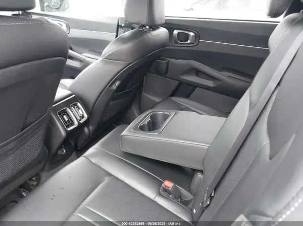 5XYRL4JC2RG267016 2024 KIA SORENTO - Image 8