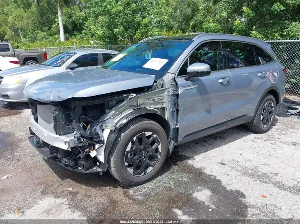 5XYRL4JC2SG397576 2025 KIA SORENTO - Image 2