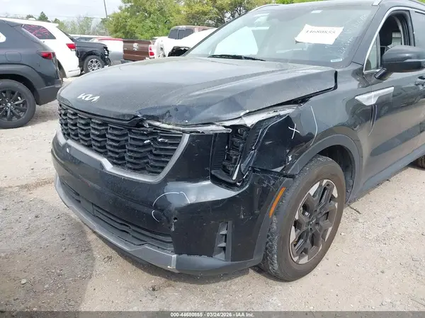 2024 KIA SORENTO auction photo 6